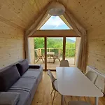 Kamp Golife Center Glamping *