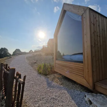 אתר קמפינג Golife Center Glamping לאזה וה טוהינג'ו