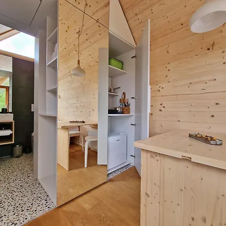 אתר קמפינג Golife Center Glamping *