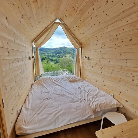 Golife Center Glamping Laze v Tuhinju