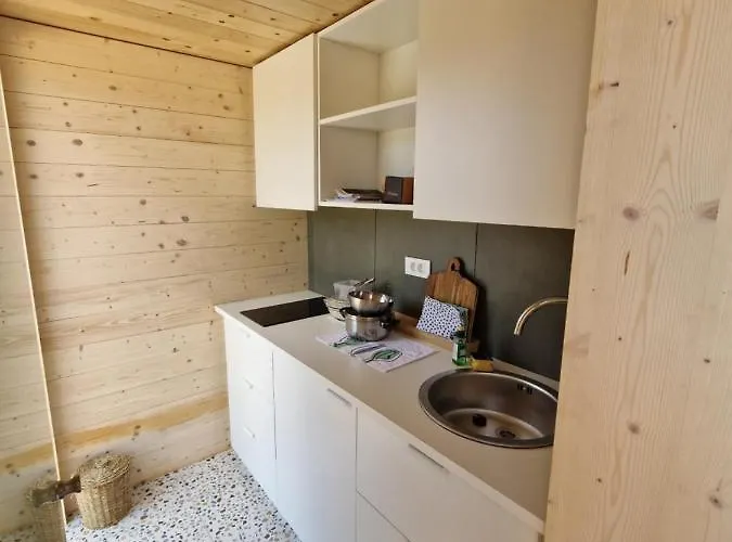 キャンプ場 Golife Center Glamping *