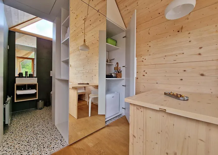 キャンプ場 Golife Center Glamping *