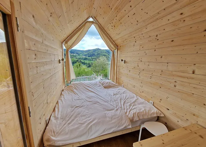 Golife Center Glamping 雷兹夫图新